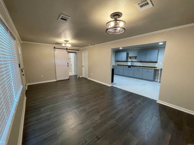 1025 Edwards Street, Malvern, AR 72104