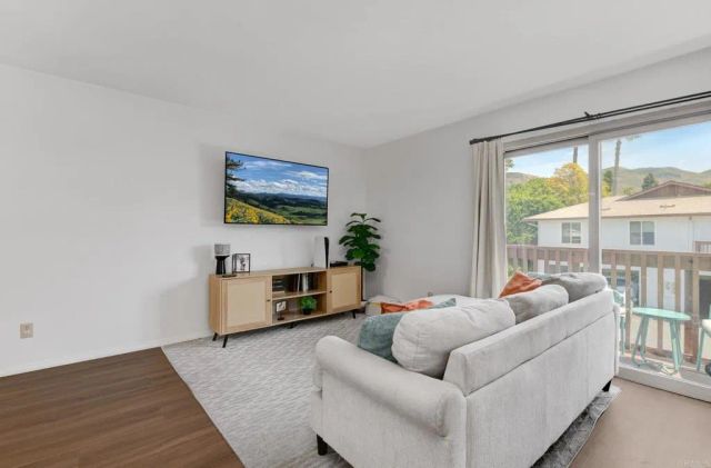 6470 Bell Bluff Ave, San Diego, CA 92119