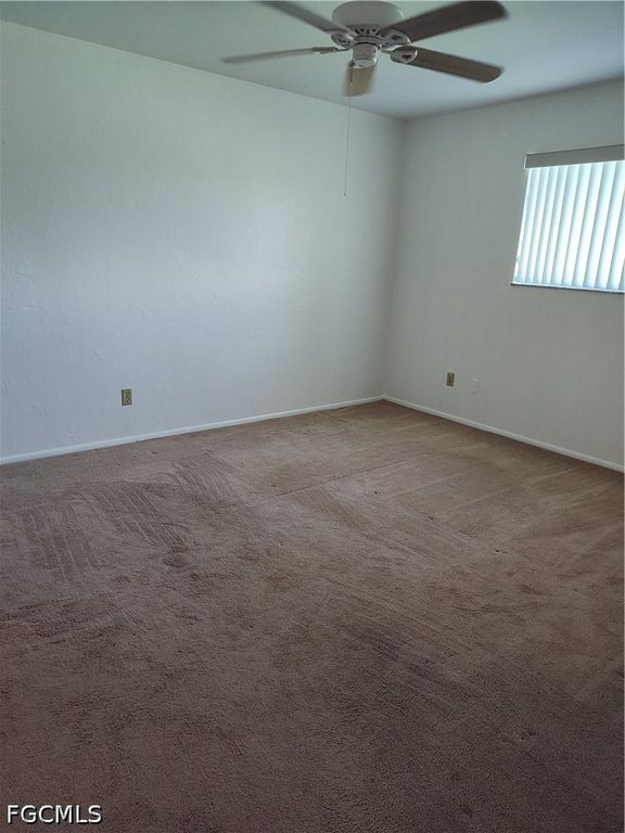 9395 Lennex LN W 9395, Fort Myers, FL 33919
