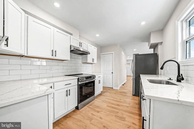 234 S 5TH ST, Oxford, PA 19363