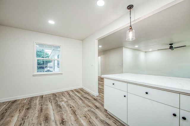 2528 16th Avenue, Kingsburg, CA 93631