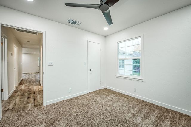 2528 16th Avenue, Kingsburg, CA 93631