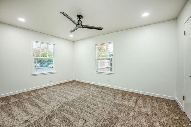 2528 16th Avenue, Kingsburg, CA 93631