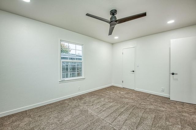 2528 16th Avenue, Kingsburg, CA 93631