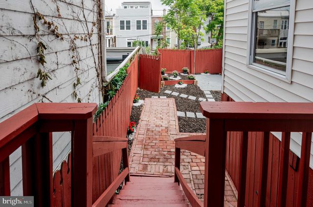 1339 OAK ST NW, Washington, DC 20010