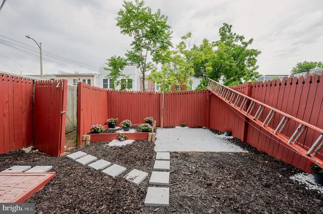 1339 OAK ST NW, Washington, DC 20010