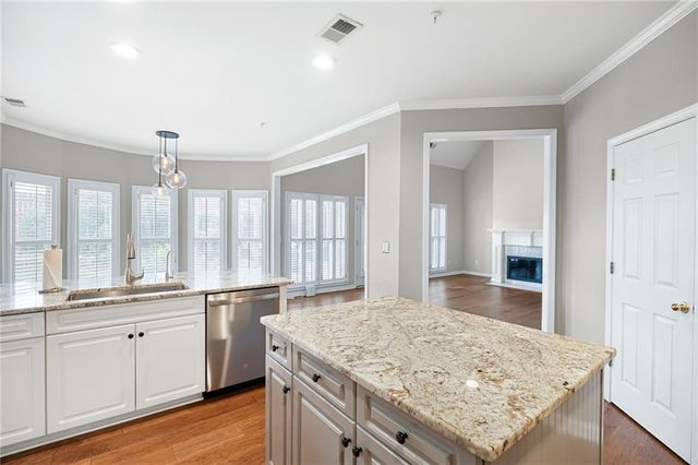 1170 Parkview Lane NW, Kennesaw, GA 30152