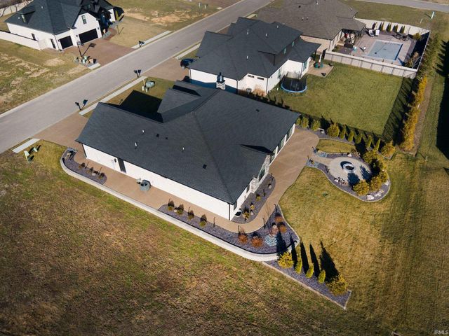 2065 Chadwick Drive, Newburgh, IN 47630