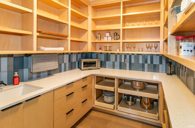 2065 Chadwick Drive, Newburgh, IN 47630