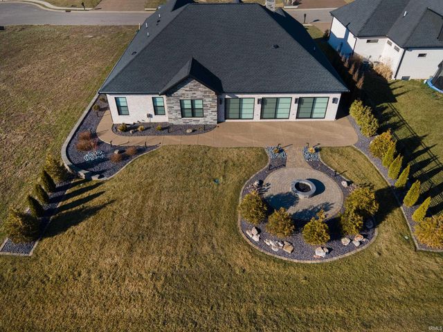 2065 Chadwick Drive, Newburgh, IN 47630