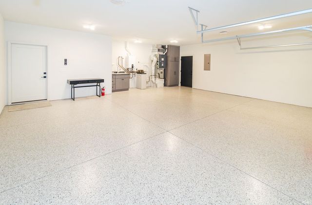 2065 Chadwick Drive, Newburgh, IN 47630