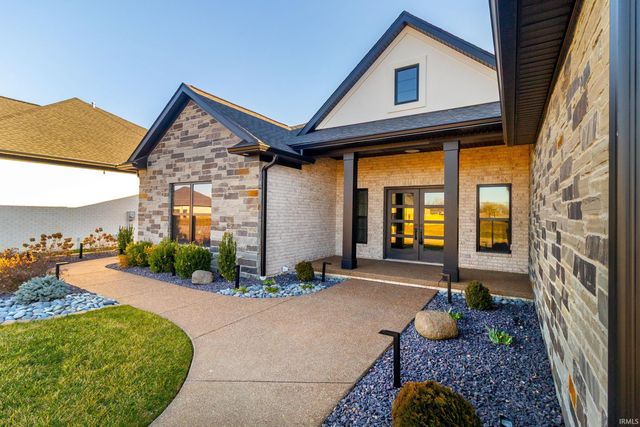 2065 Chadwick Drive, Newburgh, IN 47630