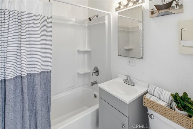 2194 Meadowbrook, Merced, CA 95348