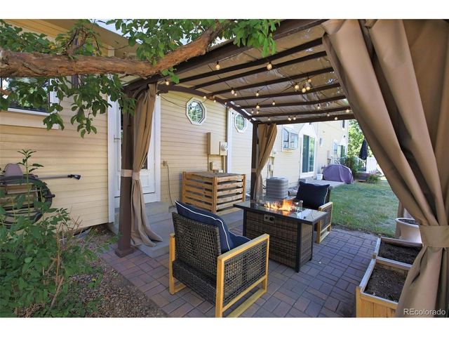 4049 S Richfield Way, Aurora, CO 80013