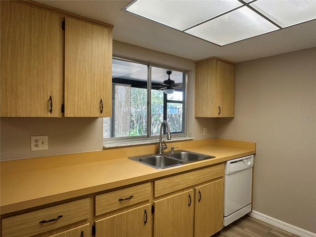 2526 POET LANE, Orlando, FL 32817