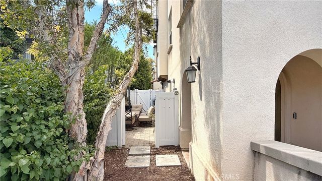 11908 Nixon, Whittier, CA 90601