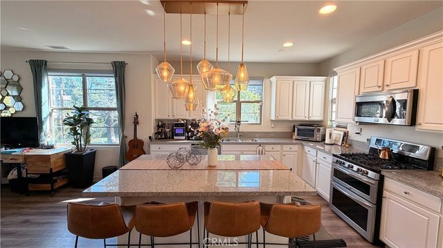 11908 Nixon, Whittier, CA 90601