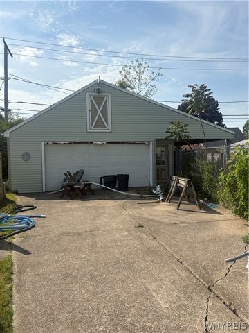 66 Stephenson Avenue, West Seneca, NY 14224