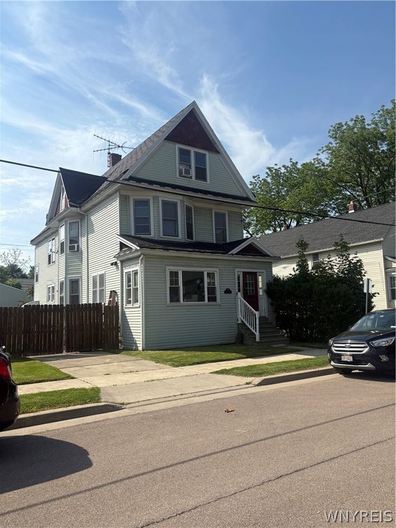 66 Stephenson Avenue, West Seneca, NY 14224