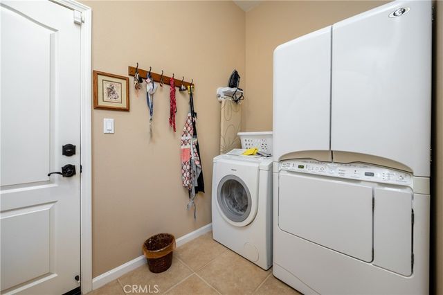 24151 Whitetail, Corona, CA 92883