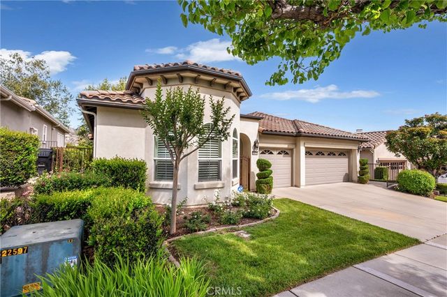 24151 Whitetail, Corona, CA 92883