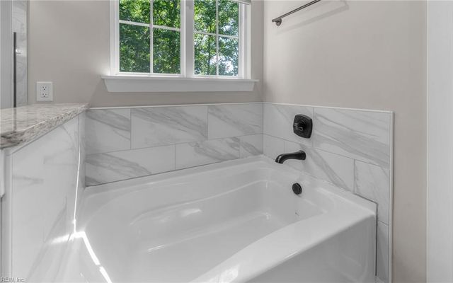 115 Sea Biscuit RN, Suffolk, VA 23435