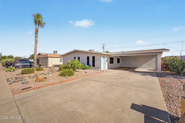 3217 E PERSHING Avenue, Phoenix, AZ 85032
