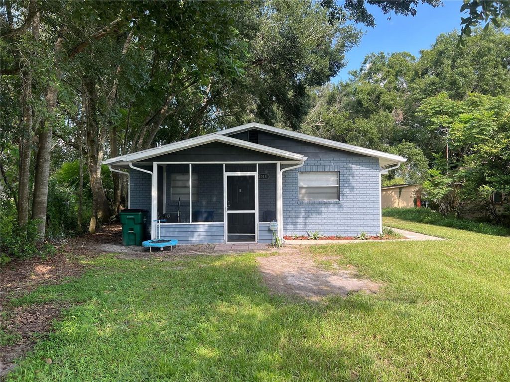 4916 16TH STREET, Zephyrhills, FL 33542