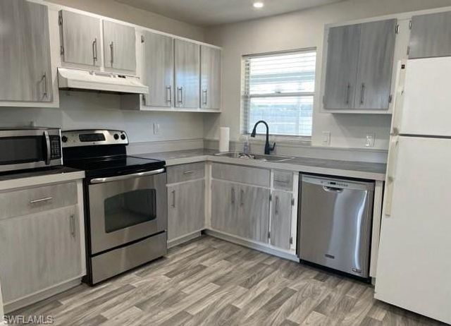 1406 SE 23rd TER, Cape Coral, FL 33990