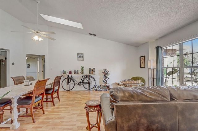 10400 HUNTERS TRAIL COURT, Orlando, FL 32817