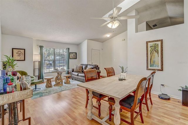 10400 HUNTERS TRAIL COURT, Orlando, FL 32817