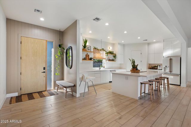 37815 N 34TH Avenue, Phoenix, AZ 85086