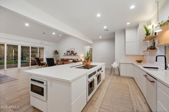 37815 N 34TH Avenue, Phoenix, AZ 85086