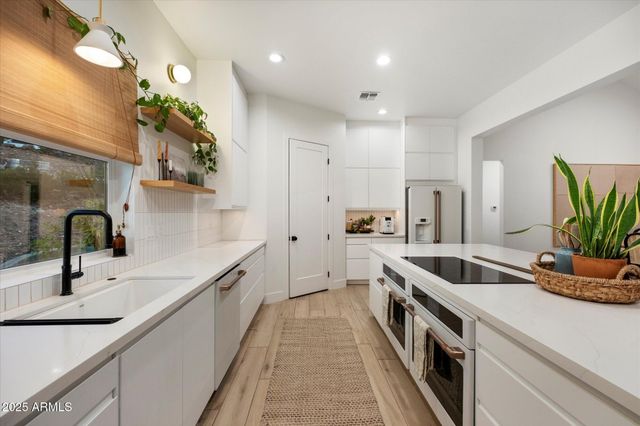 37815 N 34TH Avenue, Phoenix, AZ 85086