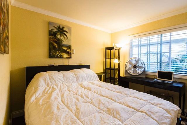 990 Trabuco, Costa Mesa, CA 92627