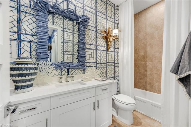 5878 Haiti DR, Naples, FL 34113