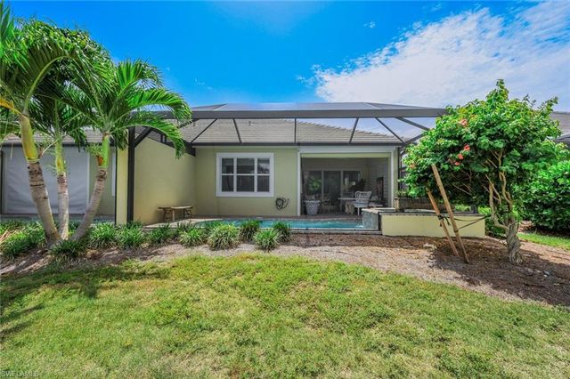 5878 Haiti DR, Naples, FL 34113
