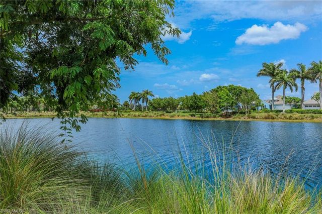 5878 Haiti DR, Naples, FL 34113