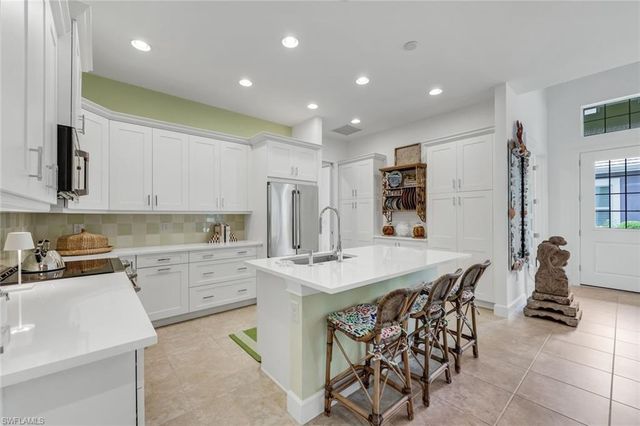 5878 Haiti DR, Naples, FL 34113