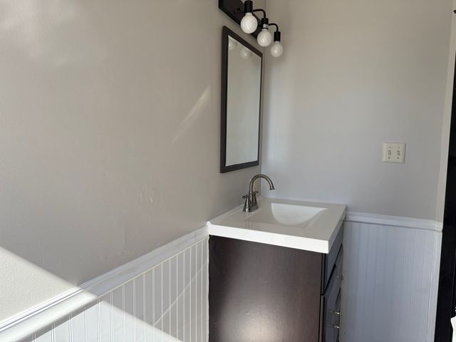 1024 Peoria Street, Peru, IL 61354