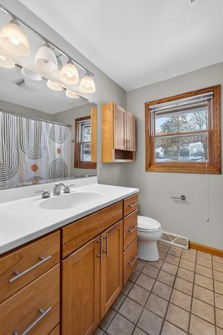 518 Bowman Avenue, Madison, WI 53716