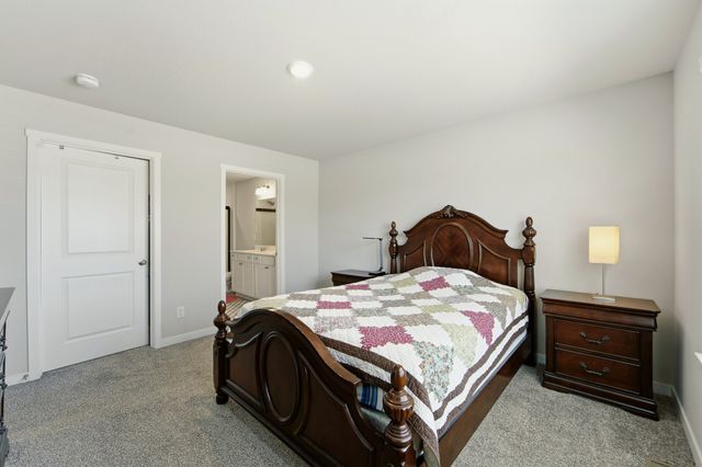 4170 Cheyenne Court, Waukee, IA 50263
