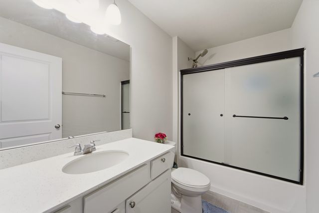4170 Cheyenne Court, Waukee, IA 50263