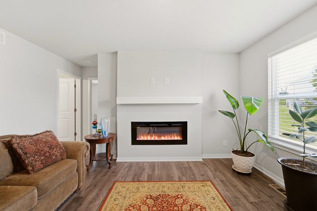 4170 Cheyenne Court, Waukee, IA 50263