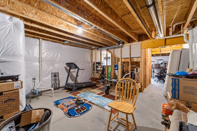4170 Cheyenne Court, Waukee, IA 50263