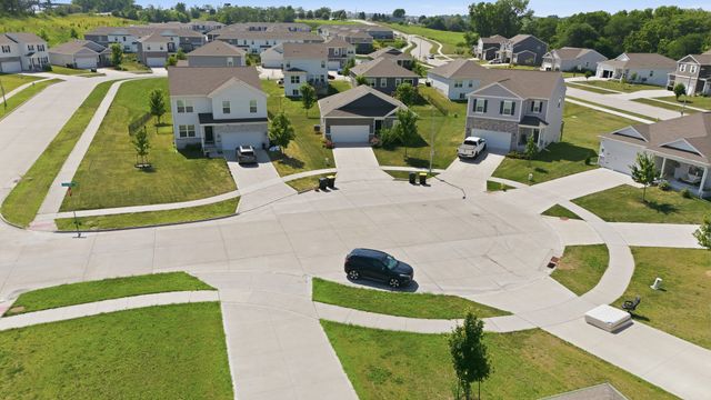 4170 Cheyenne Court, Waukee, IA 50263