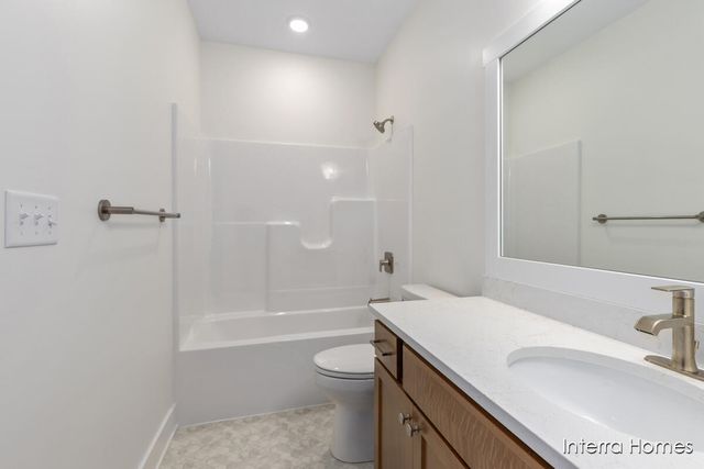 2831 W Cobblestone Court 14, Kentwood, MI 49512