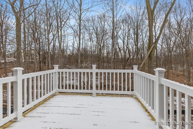 2831 W Cobblestone Court 14, Kentwood, MI 49512