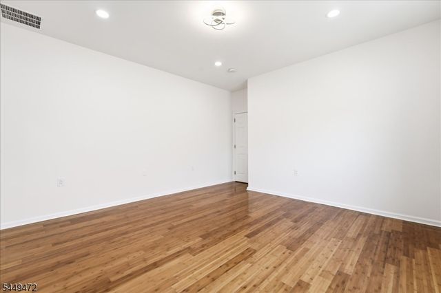 32 Gabriella Cir, Manchester Twp., NJ 08759