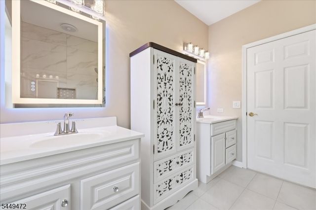 32 Gabriella Cir, Manchester Twp., NJ 08759